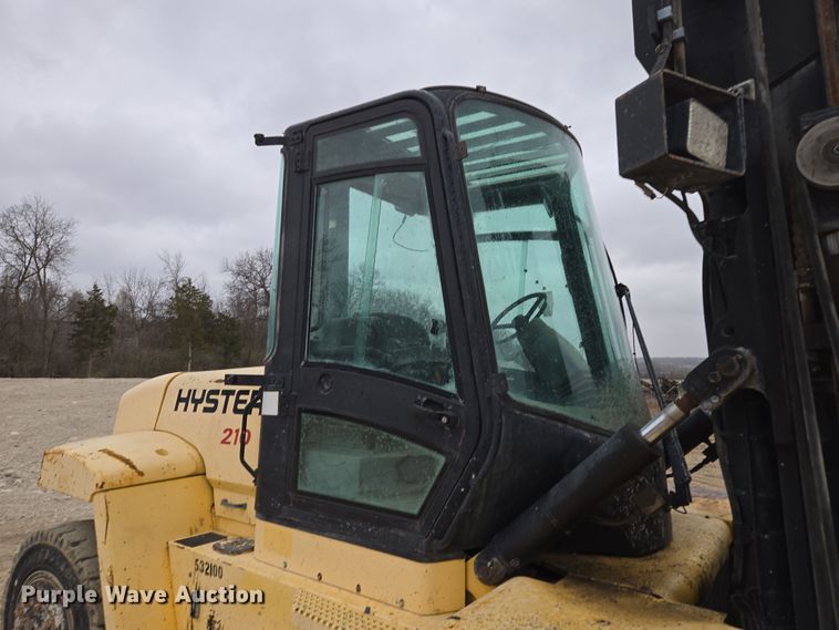 image for item EQ6877 2006 Hyster H210HD forklift