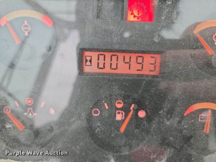 image for item EQ6877 2006 Hyster H210HD forklift