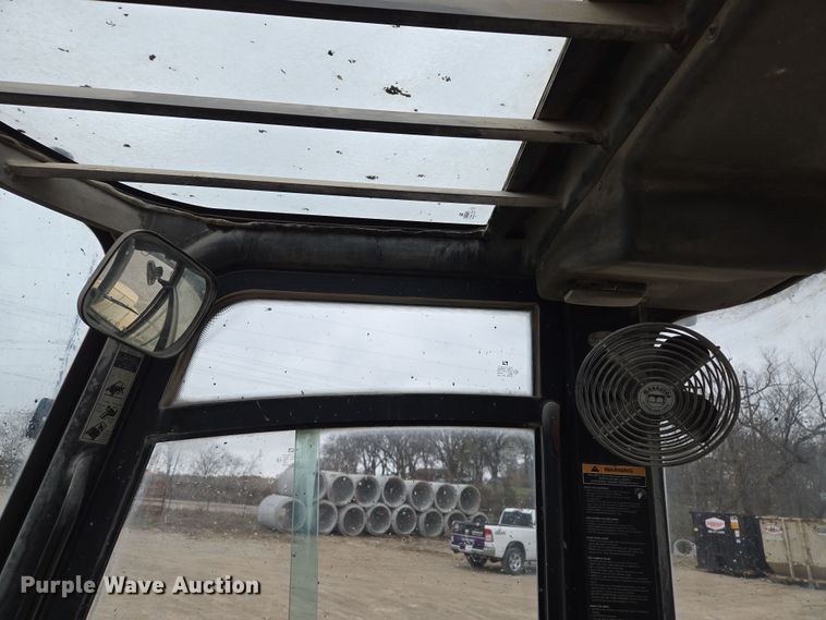 image for item EQ6877 2006 Hyster H210HD forklift