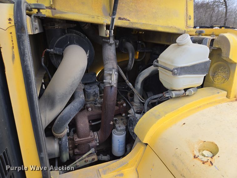 image for item EQ6877 2006 Hyster H210HD forklift