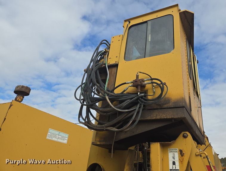 image for item ER5185 1997 Rexworks Maxigrind 460G crusher