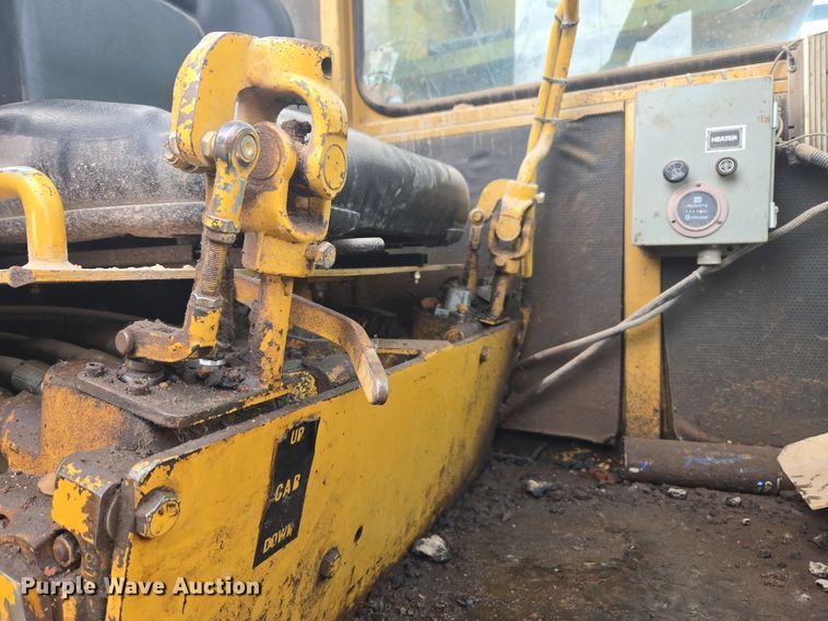 image for item ER5185 1997 Rexworks Maxigrind 460G crusher