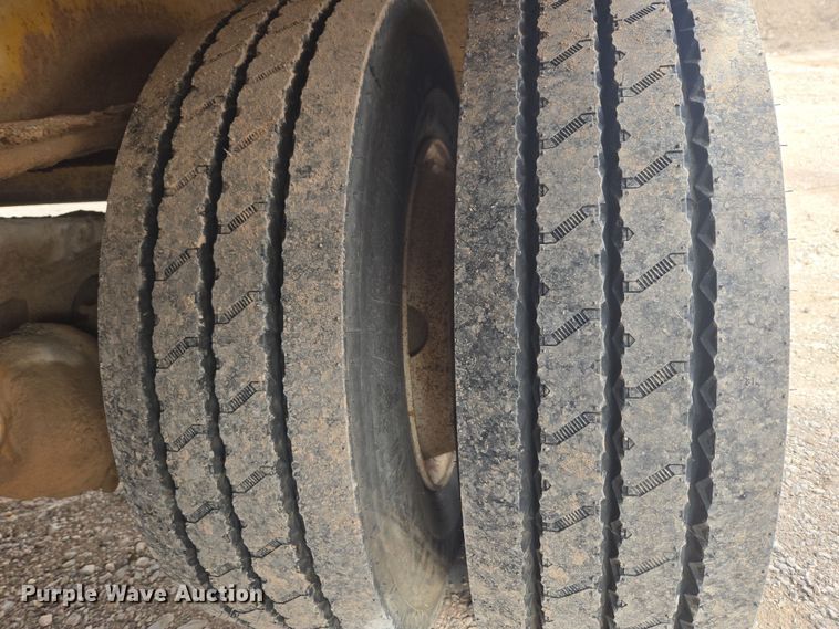 image for item ER5185 1997 Rexworks Maxigrind 460G crusher