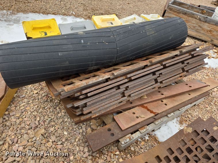 image for item ER5185 1997 Rexworks Maxigrind 460G crusher