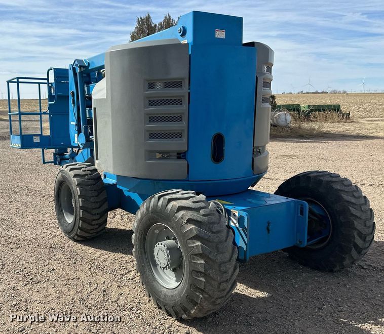 image for item ER8920 1999 Genie Z45/22 boom lift