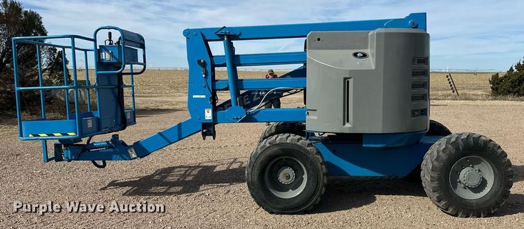 image for item ER8920 1999 Genie Z45/22 boom lift