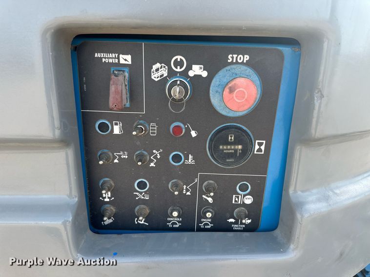 image for item ER8920 1999 Genie Z45/22 boom lift