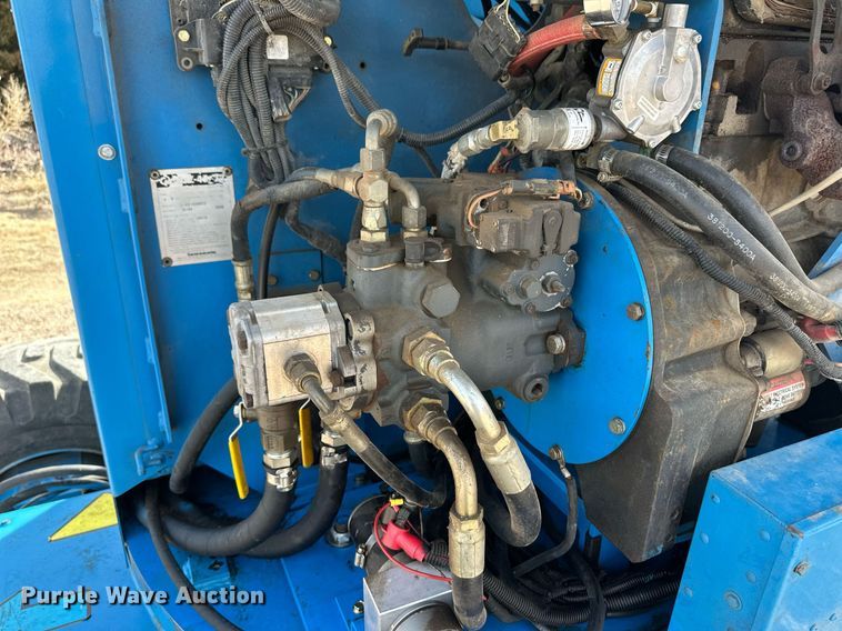 image for item ER8920 1999 Genie Z45/22 boom lift