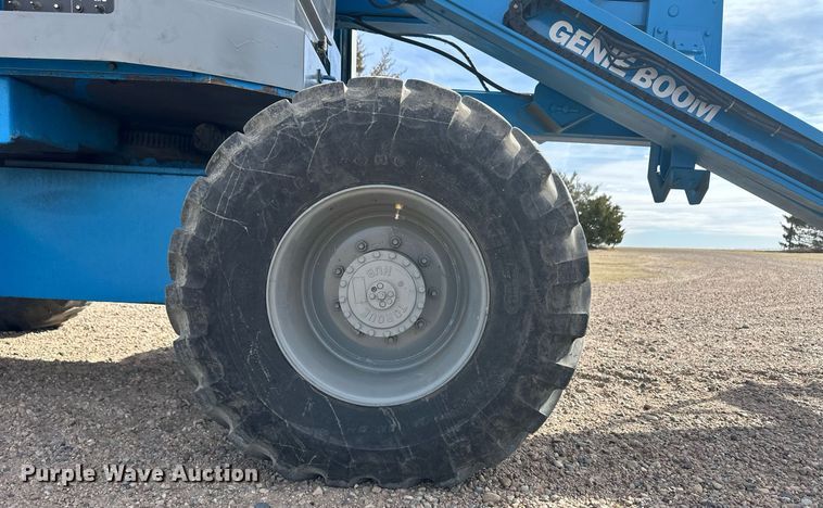 image for item ER8920 1999 Genie Z45/22 boom lift