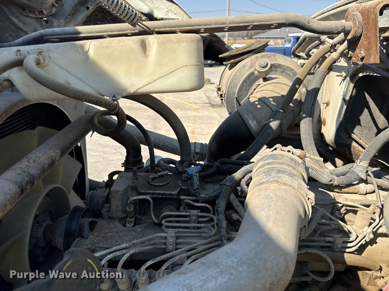 image for item LD9376 1997 Ford LT8000 dump flatbed truck