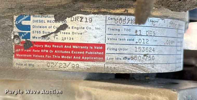 image for item LD9376 1997 Ford LT8000 dump flatbed truck