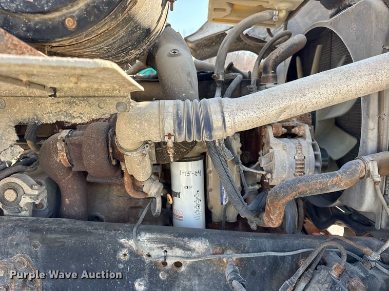 image for item LD9376 1997 Ford LT8000 dump flatbed truck