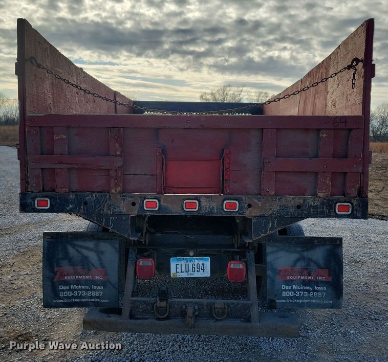 image for item NB9801 2016 Dodge Ram 5500 dump flatbed truck