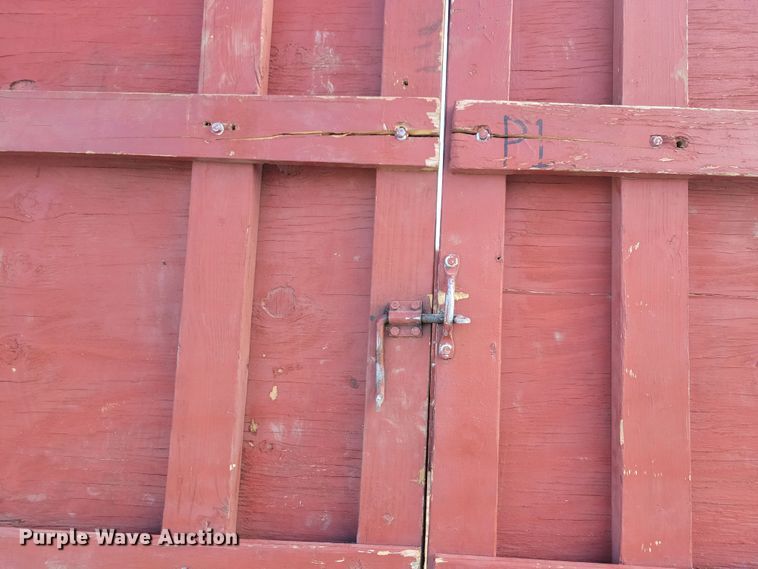 image for item NB9801 2016 Dodge Ram 5500 dump flatbed truck