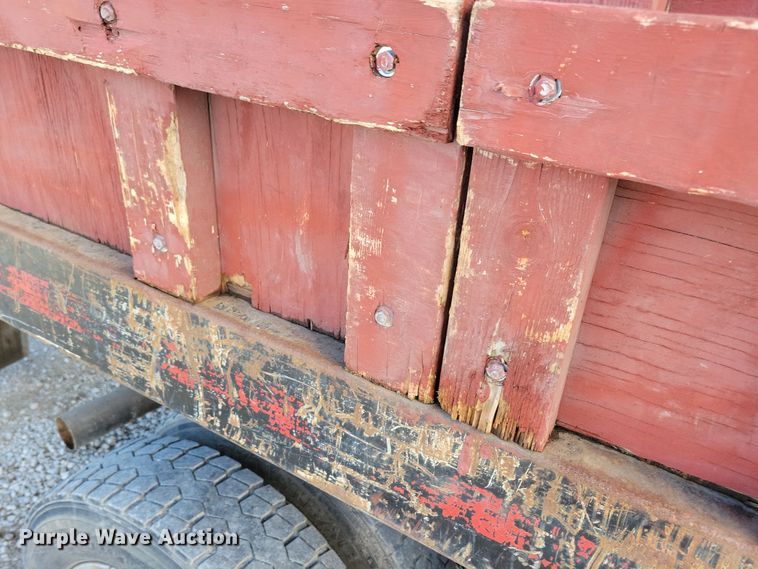 image for item NB9801 2016 Dodge Ram 5500 dump flatbed truck