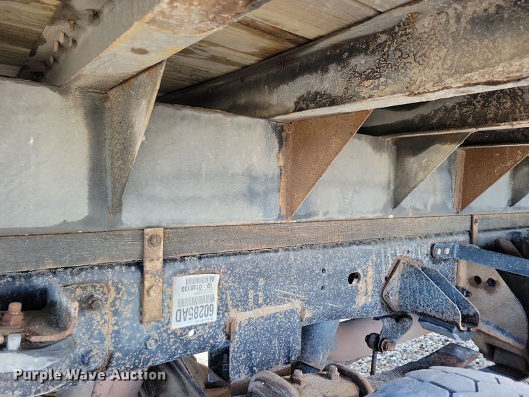 image for item NB9801 2016 Dodge Ram 5500 dump flatbed truck