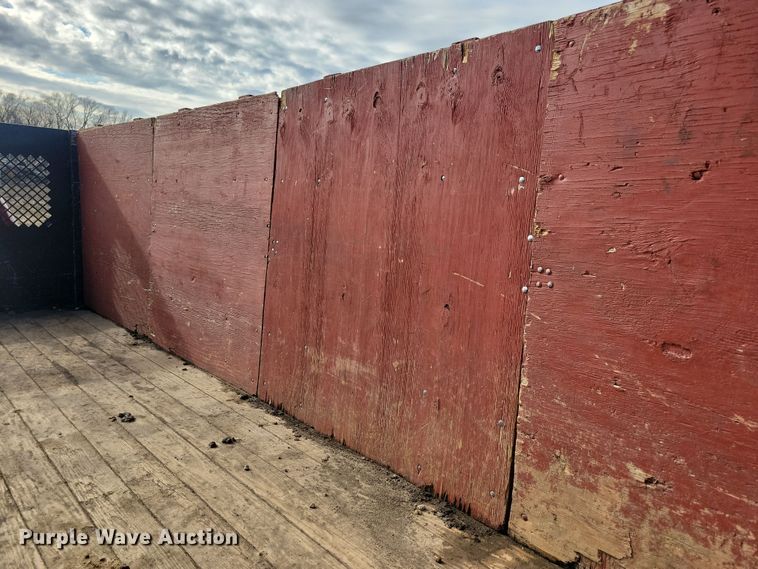 image for item NB9801 2016 Dodge Ram 5500 dump flatbed truck