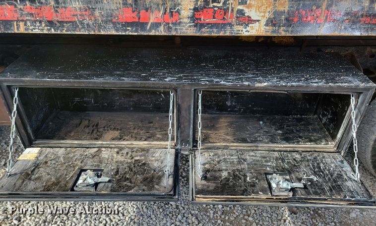 image for item NB9801 2016 Dodge Ram 5500 dump flatbed truck