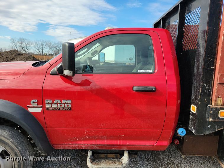 image for item NB9801 2016 Dodge Ram 5500 dump flatbed truck