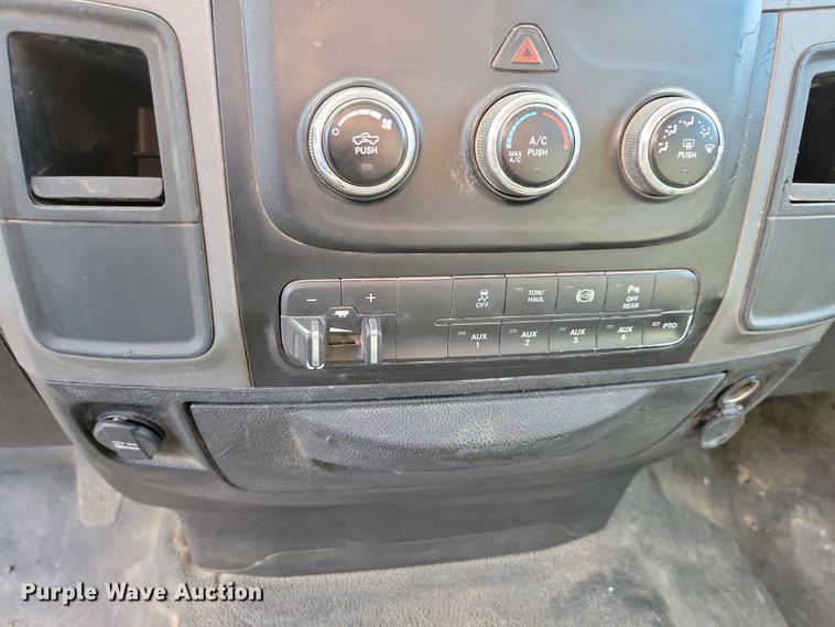 image for item NB9801 2016 Dodge Ram 5500 dump flatbed truck