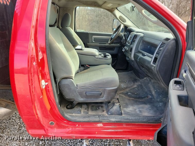 image for item NB9801 2016 Dodge Ram 5500 dump flatbed truck