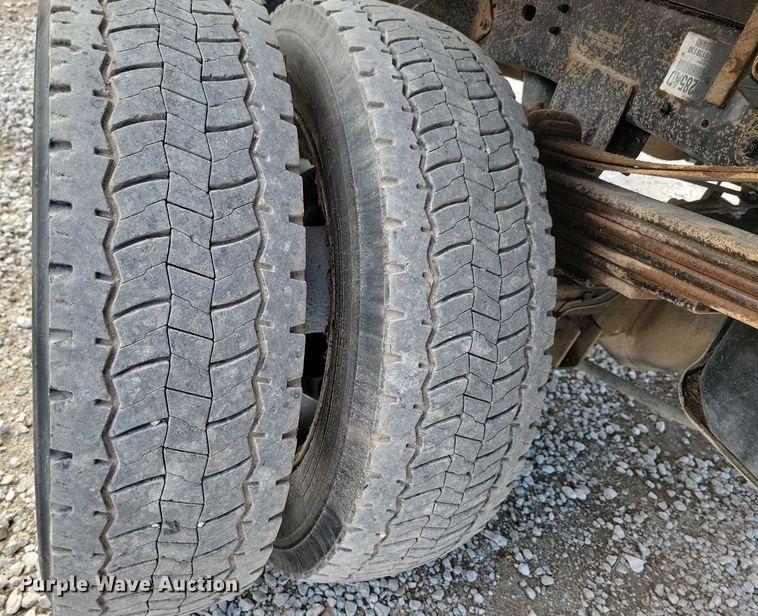 image for item NB9801 2016 Dodge Ram 5500 dump flatbed truck