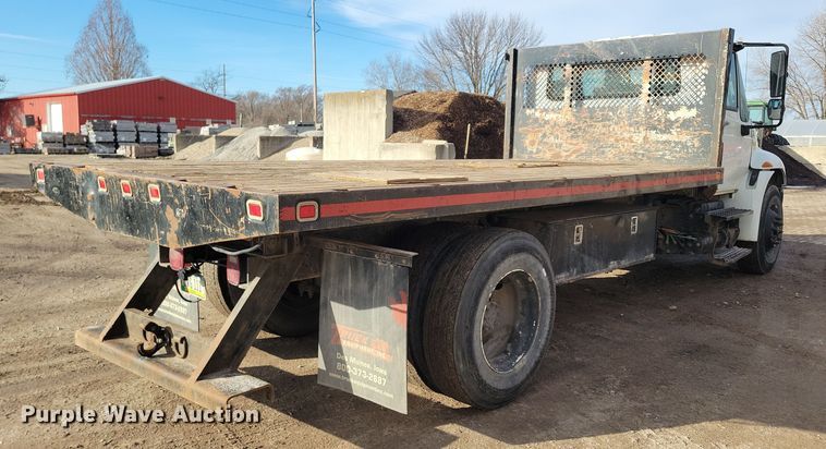 image for item NB9889 2014 International  Dura Star 4300 dump flatbed truck