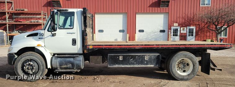 image for item NB9889 2014 International  Dura Star 4300 dump flatbed truck