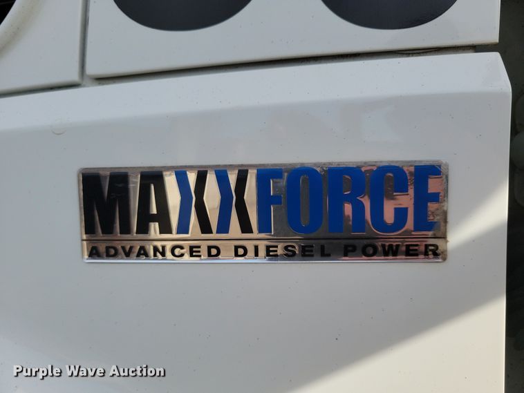 image for item NB9889 2014 International  Dura Star 4300 dump flatbed truck