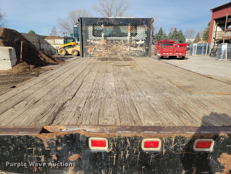 image for item NB9889 2014 International  Dura Star 4300 dump flatbed truck