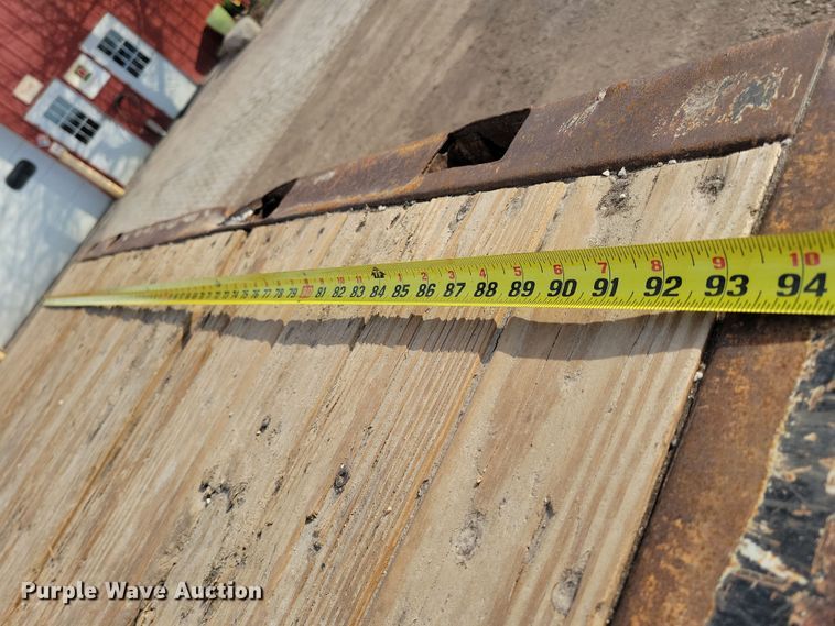 image for item NB9889 2014 International  Dura Star 4300 dump flatbed truck