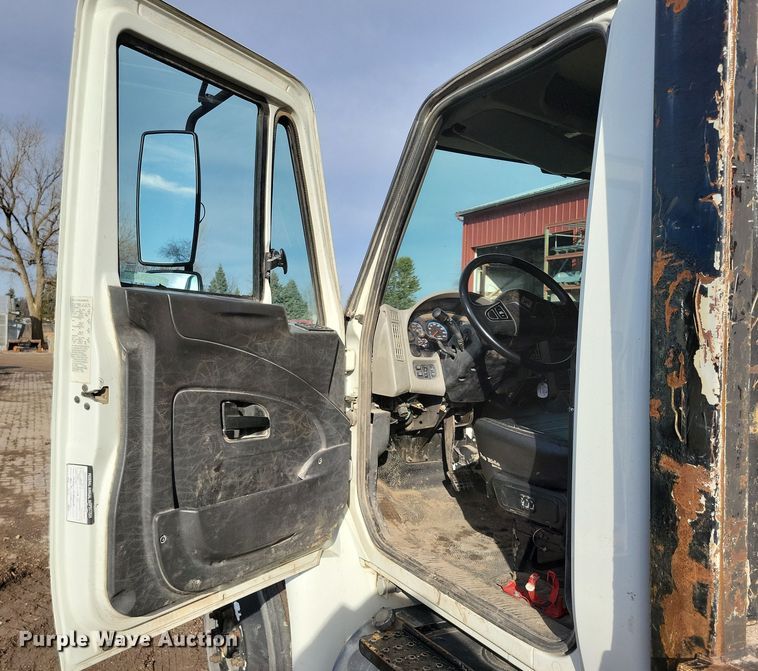 image for item NB9889 2014 International  Dura Star 4300 dump flatbed truck