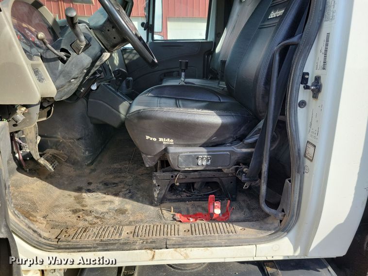 image for item NB9889 2014 International  Dura Star 4300 dump flatbed truck