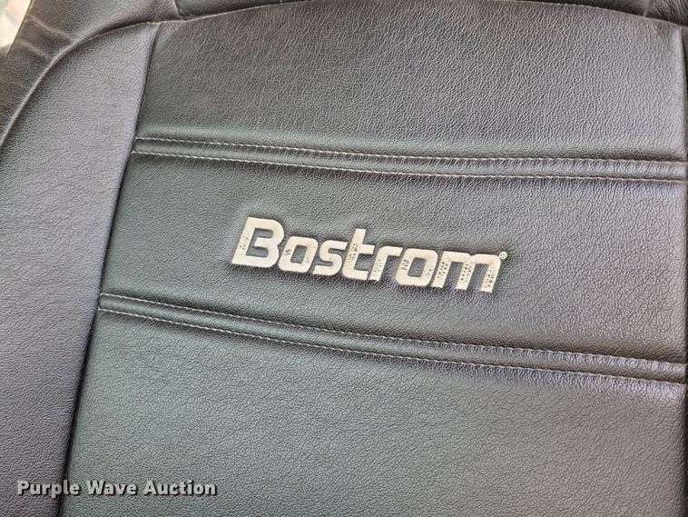 image for item NB9889 2014 International  Dura Star 4300 dump flatbed truck