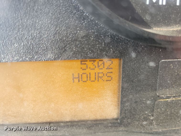 image for item NB9889 2014 International  Dura Star 4300 dump flatbed truck