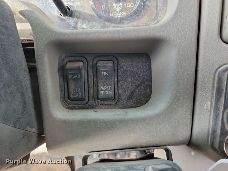 image for item NB9889 2014 International  Dura Star 4300 dump flatbed truck