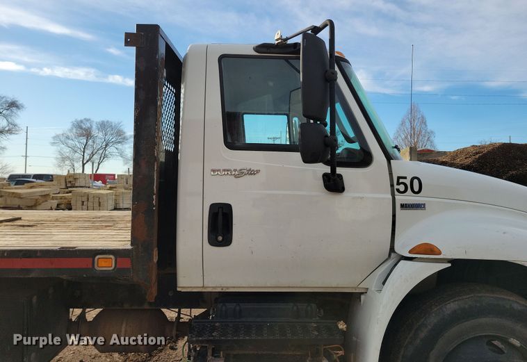image for item NB9889 2014 International  Dura Star 4300 dump flatbed truck