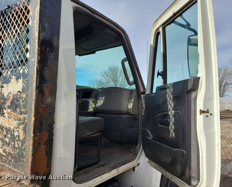 image for item NB9889 2014 International  Dura Star 4300 dump flatbed truck