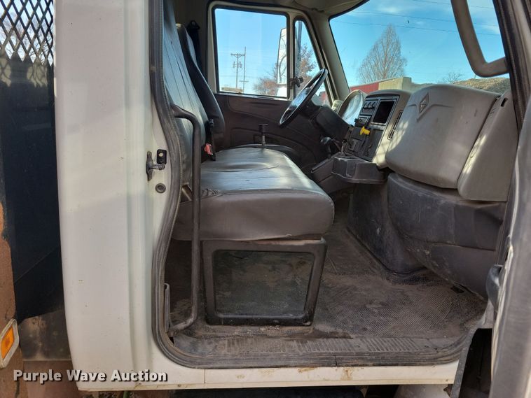 image for item NB9889 2014 International  Dura Star 4300 dump flatbed truck