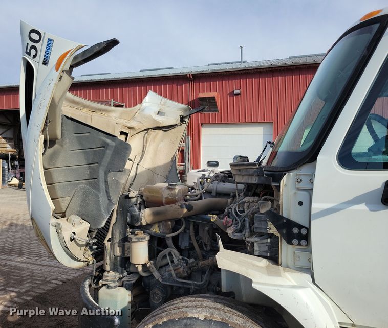 image for item NB9889 2014 International  Dura Star 4300 dump flatbed truck