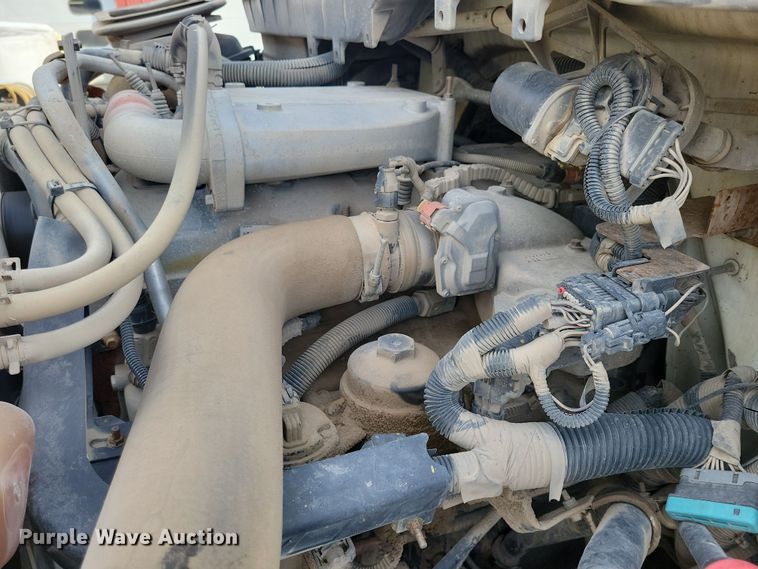 image for item NB9889 2014 International  Dura Star 4300 dump flatbed truck