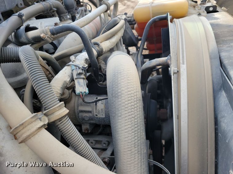 image for item NB9889 2014 International  Dura Star 4300 dump flatbed truck