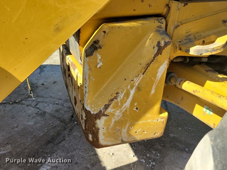 image for item NB9893 2015 Caterpillar 420F2 backhoe