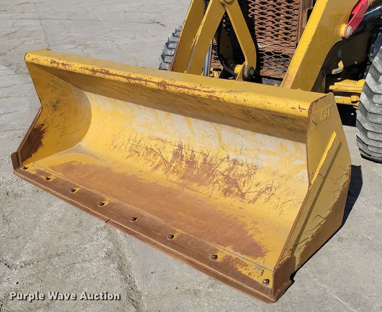 image for item NB9893 2015 Caterpillar 420F2 backhoe