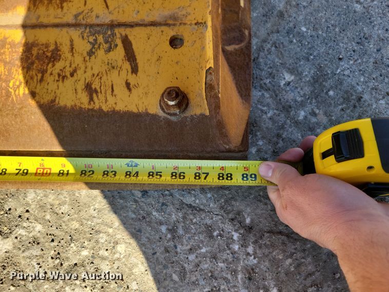 image for item NB9893 2015 Caterpillar 420F2 backhoe