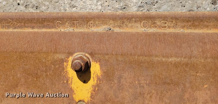 image for item NB9893 2015 Caterpillar 420F2 backhoe