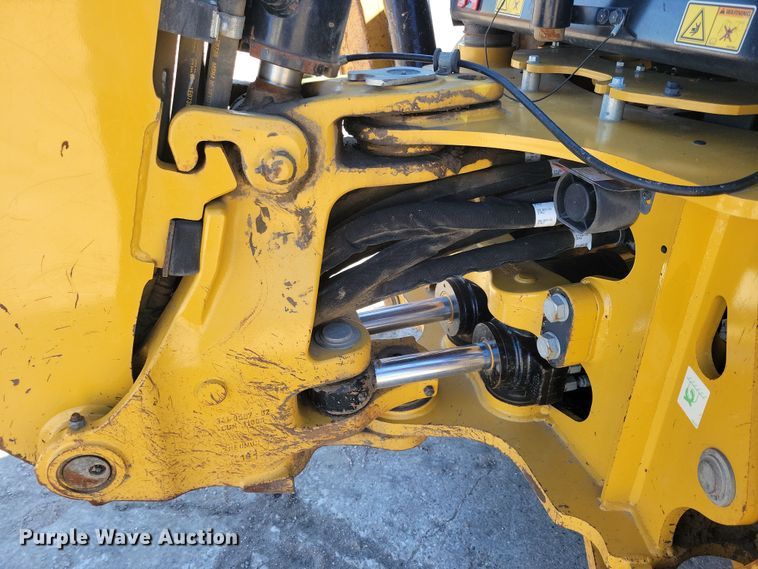 image for item NB9893 2015 Caterpillar 420F2 backhoe
