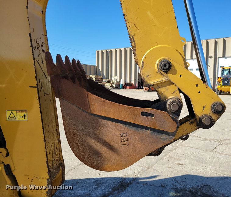 image for item NB9893 2015 Caterpillar 420F2 backhoe