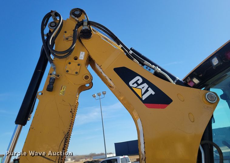 image for item NB9893 2015 Caterpillar 420F2 backhoe