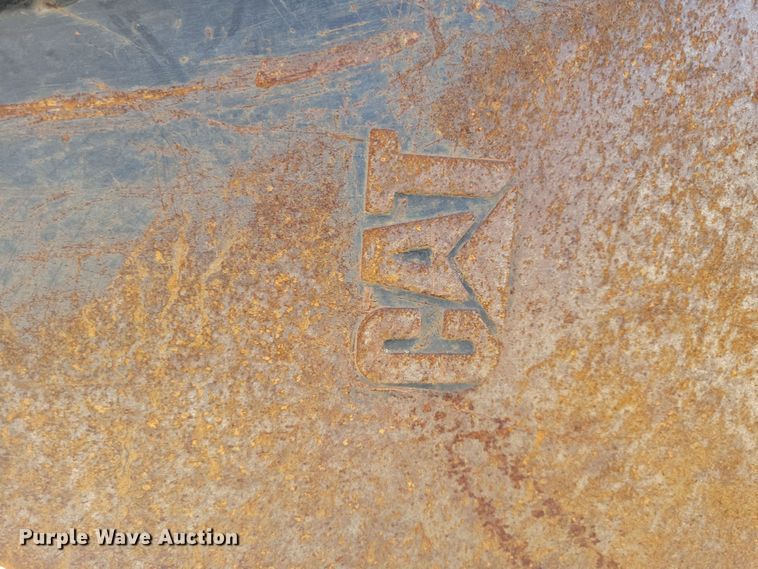 image for item NB9893 2015 Caterpillar 420F2 backhoe